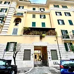 5 Vatican 招待所 4*
