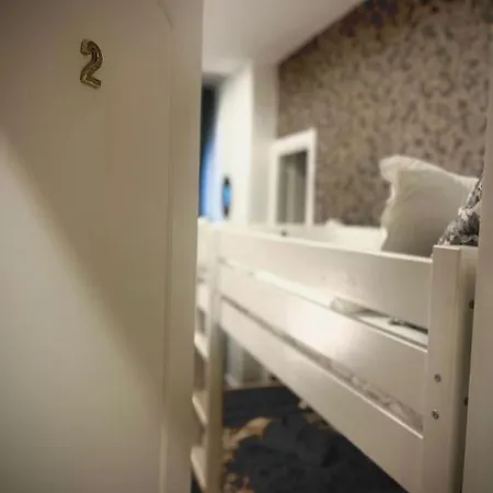 5 Vatican Guest house *