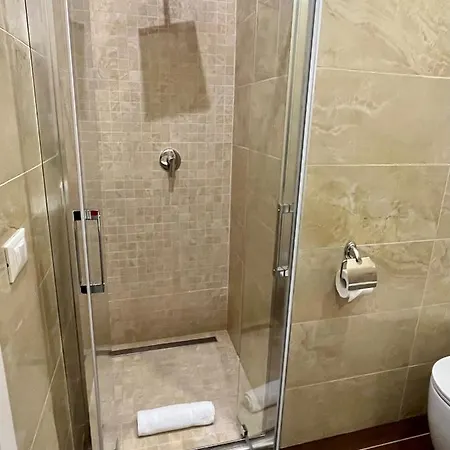 5 Vatican Guest house *